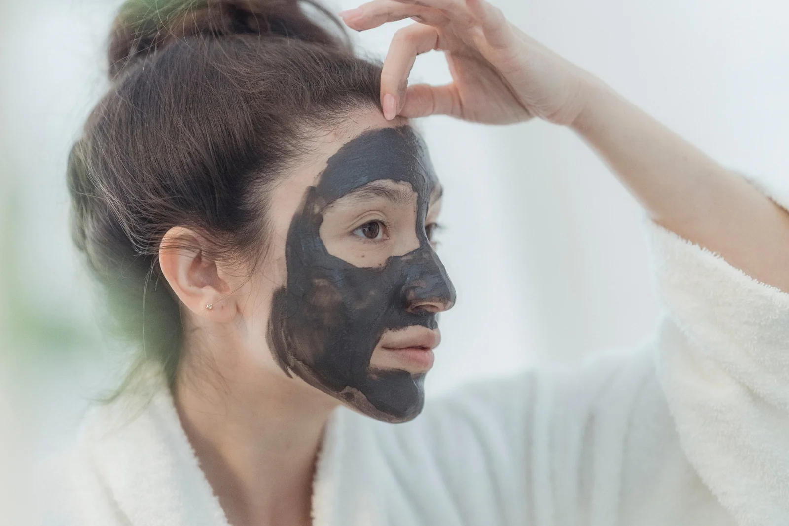 Lutter contre l’acné du visage avec des ingrédients naturels